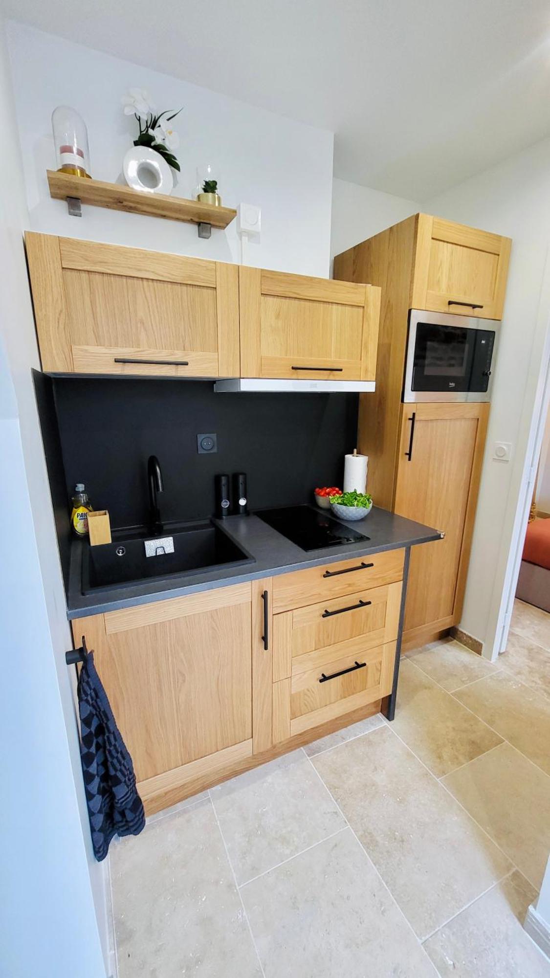 - La Suite Delos - Jacuzzi 2 Places - Centre Ville A Pied - Lit Queen Size - Parking Privee - Wifi - City Center Within Walking Distance - Κεμπέρ Εξωτερικό φωτογραφία